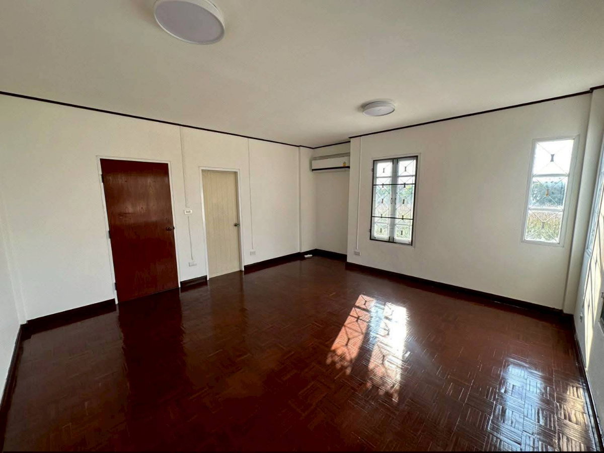 picture ⭐✨TH-017 Townhome for Sale – Busarin Saimai✨⭐ - 14/18