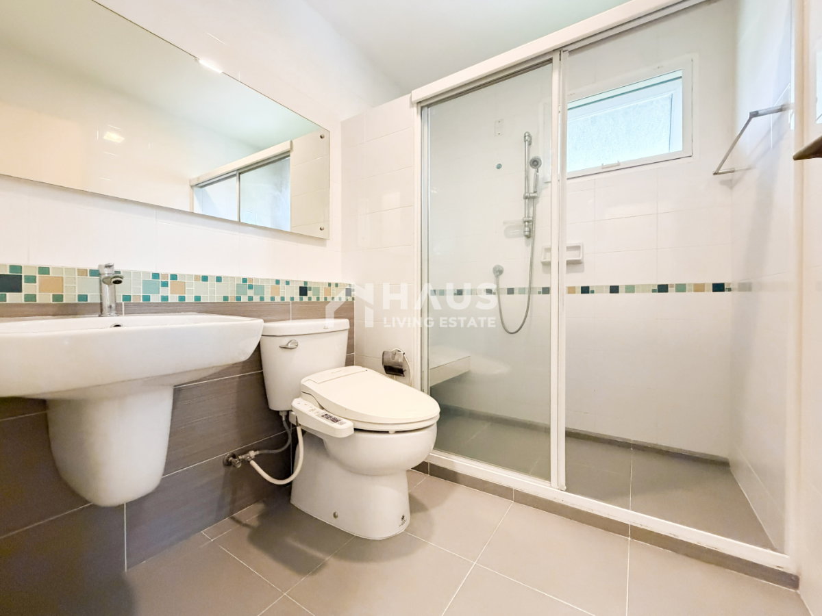 picture Mantana Kalapapruek - Wongwaen / 3 Bedrooms #HKCP072 - 8/12