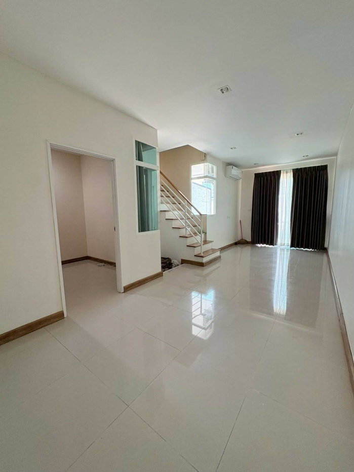 รูป ให้เช่าโกลเด้นทาวน์สาทรกัลปพฤกษ์ บ้านสวย พร้อมอยู่ - รูปที่ 2/13