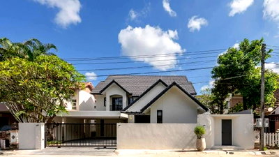 เช่าบ้านเดี่ยว ริมปิง ซูเปอร์มาเก็ท : R-101 🏡 ให้เช่า Luxury Pool Villa หรูพร้อมอยู่ 📍 โครงการพฤกษาทอง เชียงใหม่