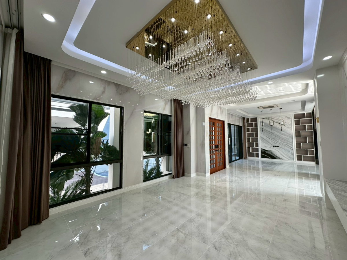 รูป บ้านเดี่ยว แกรนด์ บางกอก บูเลอวาร์ด ศรีนครินทร์ 140 ตร.ว. 5ห้องนอน ราคาคุ้มสุดสุด_BL194 - รูปที่ 6/29