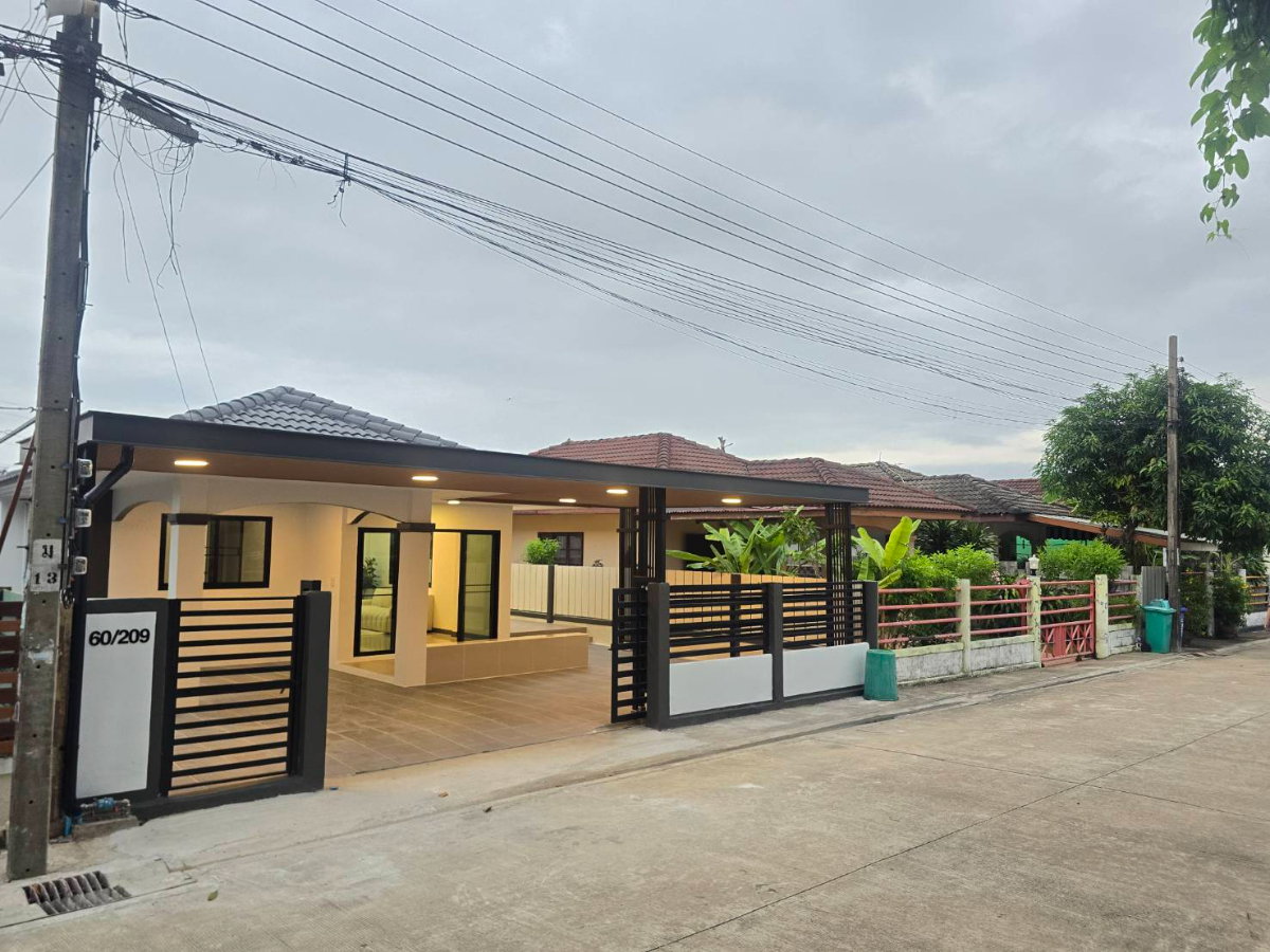 รูป บ้านเดี่ยว 1 ชั้น ตกแต่งรีโนเวทใหม่ พร้อมอยู่ วิว..หลังบ้านทุ่งนา หมู่บ้าน มีนบุรีการ์เด้นโฮม ถนนราษฎร์อุทิศ 48  ซอยย่อย10 แขวงแสนแสบ เขตมีนบุรี - รูปที่ 2/32