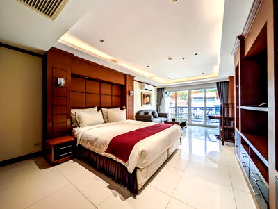 คอนโดให้เช่า : Tara Court Studio Condo for Rent Pratumnak Hill