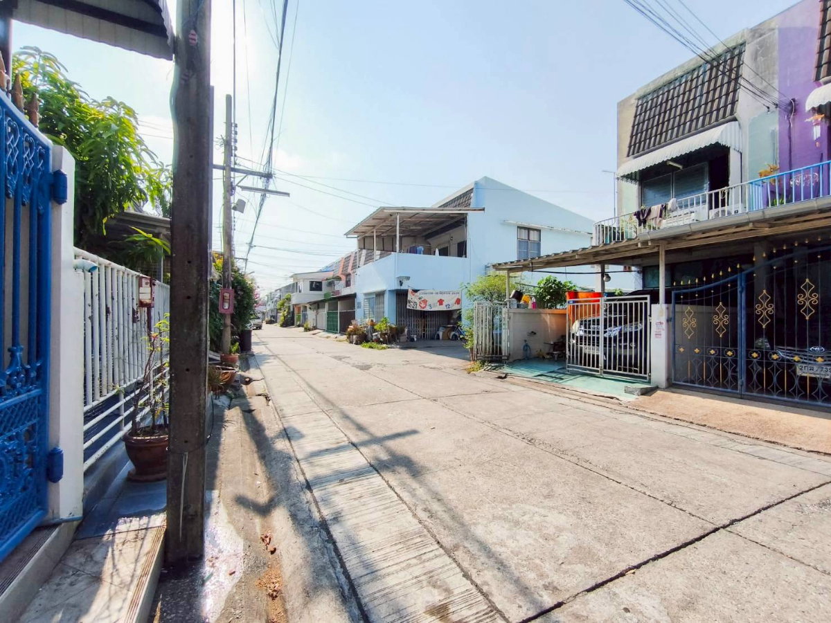 picture ⭐✨TH-012 Townhouse for Sale – Baan Sinpatthana 4✨⭐ - 3/20