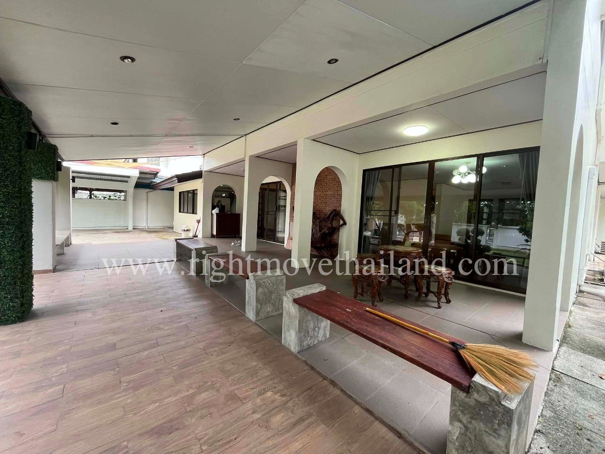 รูป ขายบ้านเดี่ยวแปลงใหญ่หายาก พัฒนาการ 30 - รูปที่ 4/21