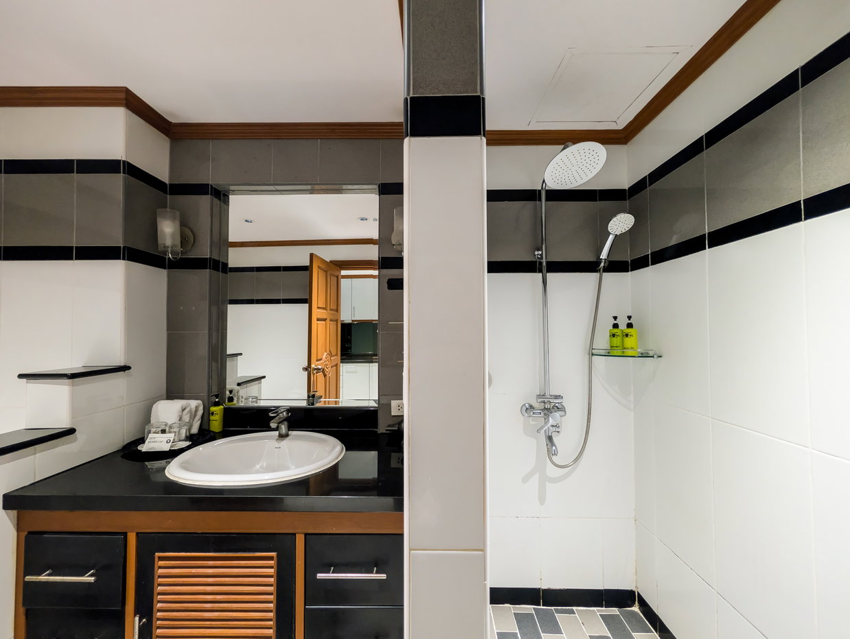 รูป Tara Court Studio Condo for Rent Pratumnak Hill - รูปที่ 13/13