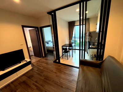 Condos for rent : For Rent The Base Park East 🎉🔅 1bed 32sq.m. rent 13,000