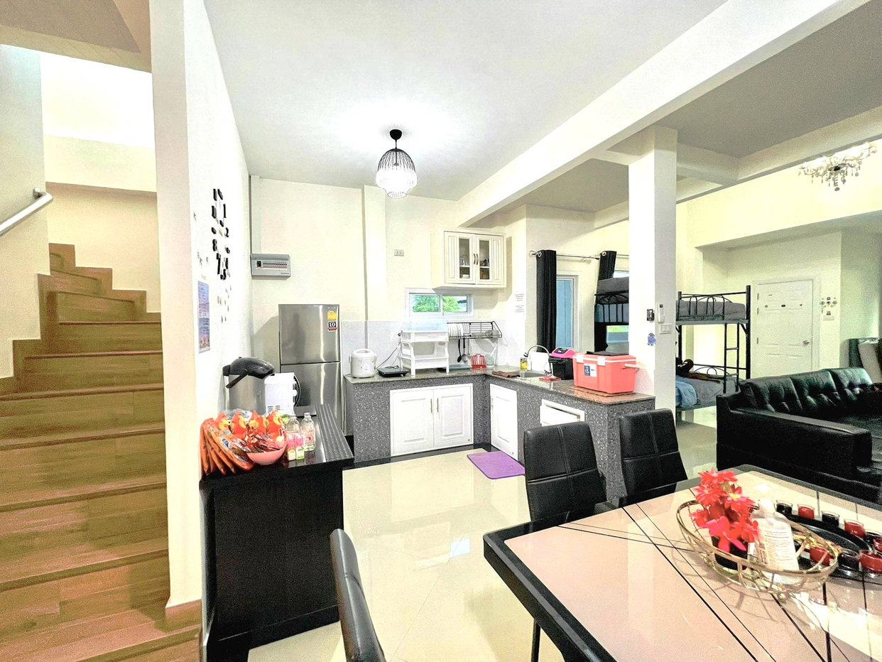 รูป Private Pool Villa for Rent Nong Pla Lai Pattaya Fully Furnished - รูปที่ 3/10