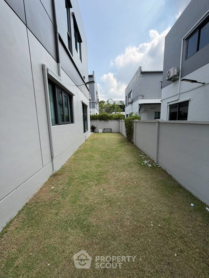 picture 3-BR House at Centro Bangna in Bang Kaeo (ID 2975768) - 18/19