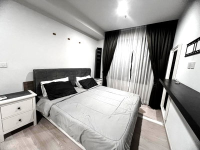 คอนโดให้เช่า : 🌇🎨 FOR RENT: The Gallery Bearing — MODERN LIVING WITH CITY VIEWS!  💰 Rental Price: 13,000 THB/month!!