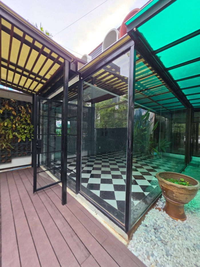 รูป WS7671 🏢 ให้เช่าทาวน์เฮ้าส์ 3 ชั้น ทำเลสาทร 🐾 Pet Friendly เดินทางสะดวก เพียง 135,000 บาท/เดือน - รูปที่ 3/8