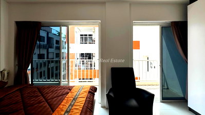 Condos for sale : 🛏️ Studio - 🛁 1 Bath - 🏙️ Pool View - 🌏 FOREIGN name - 🏢 New Nordic VIP 3 Pattaya - Ref: VIP305