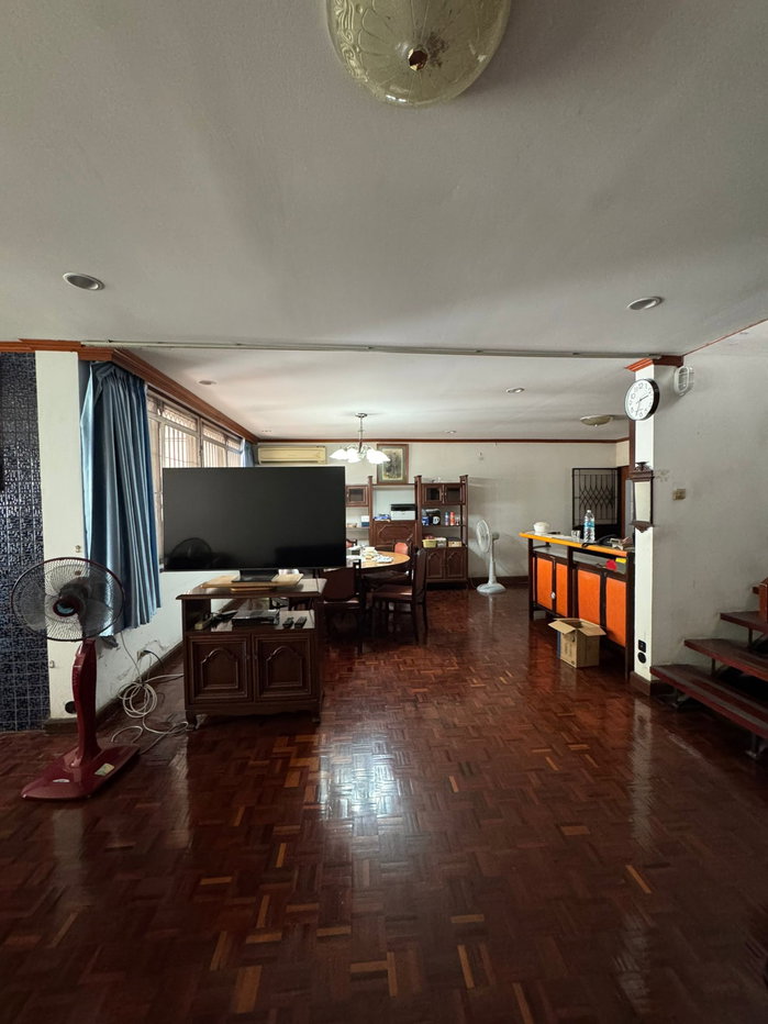 รูป บ้านเดี่ยวหรูใจกลางสุขุมวิท ใกล้ BTS พร้อมพงษ์ - รูปที่ 49/50
