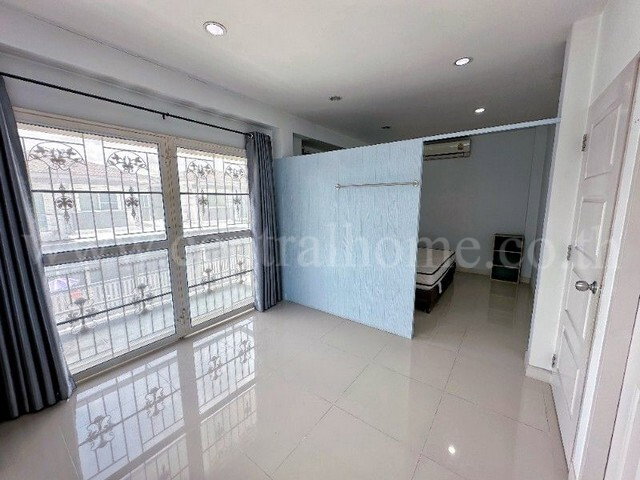 รูป บ้านแฝด ลา วิลล์ล่า อยุธยา ต่อเติมครบ ราคาถูก - รูปที่ 16/27