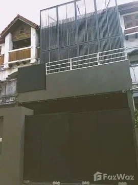 บ้านเดี่ยวให้เช่า 5 ห้องนอน ใน บางกะปิ, กรุงเทพมหานคร 6446620