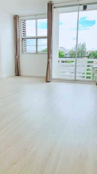 รูป เหม่งจ๋าย ศรีวรา ประชาอุทิศ โฮมออฟฟิศ 3.5 ชั้น 4นอน 3 น้ำ 18 ตร.วา.220 ตร.ม. เดอะซีน ทาวน์ อิน ทาวน์ 600 ม. - รูปที่ 2/8