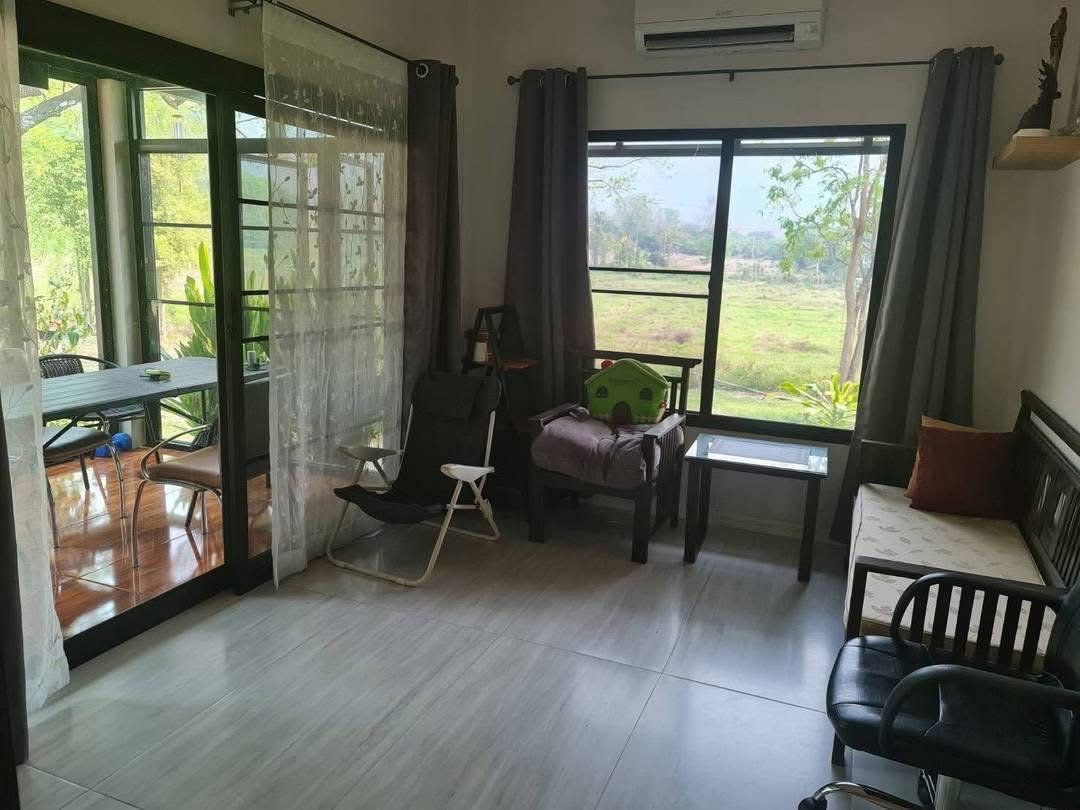 รูป Vายบ้าน สไตล์บ้านพักตากอากาศ แถวออนใต้ สันกำแพง เนื้อที่ 2ไร่ 56 ตารางวา.มีบ้าน 2หลัง - รูปที่ 5/19