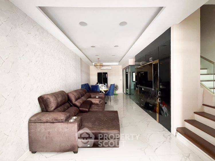 รูป ทาวน์เฮ้าส์ 3-ห้องนอน ที่ เดอะ เทอเรส รามอินทรา 65 ใน ท่าแร้ง (ID 2975481) - รูปที่ 12/17