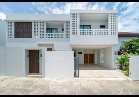 4-BR Villa in Rawai (ID 2975864)