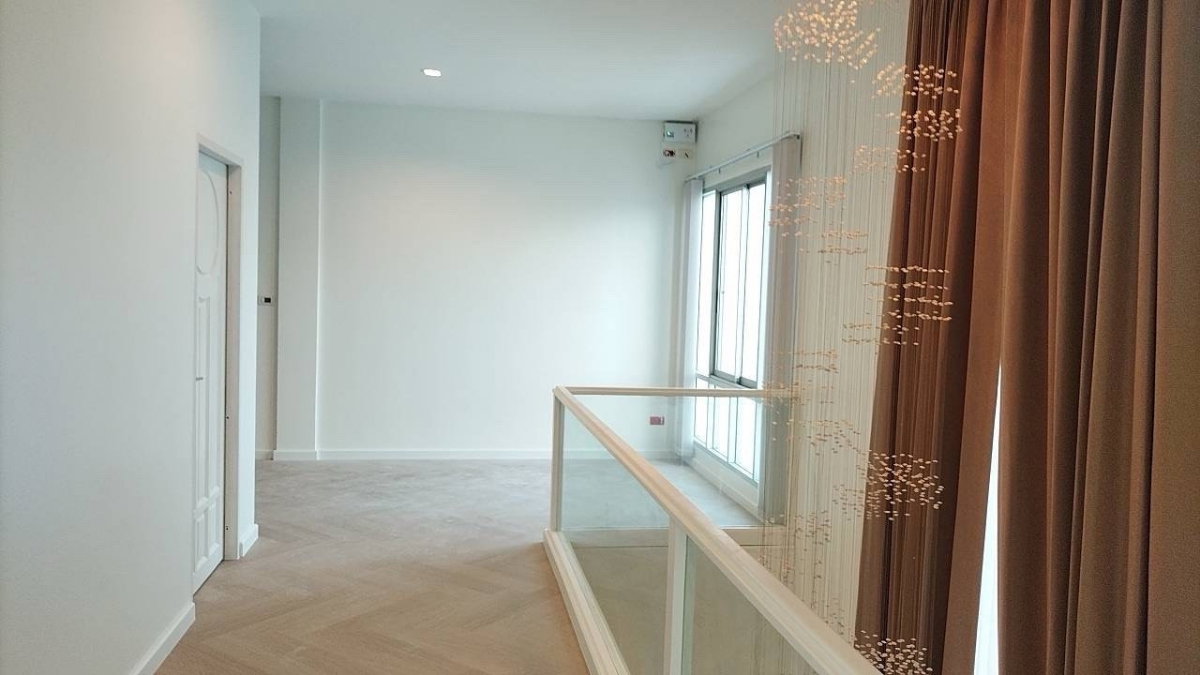 รูป 🏢🏡 ให้เช่า Home Office 4 ชั้น | ลาดพร้าว–วังหิน 78 📍 ทำเลดี ห่างปากซอยเพียง 50 เมตร ใกล้ 7-Eleven - รูปที่ 5/15
