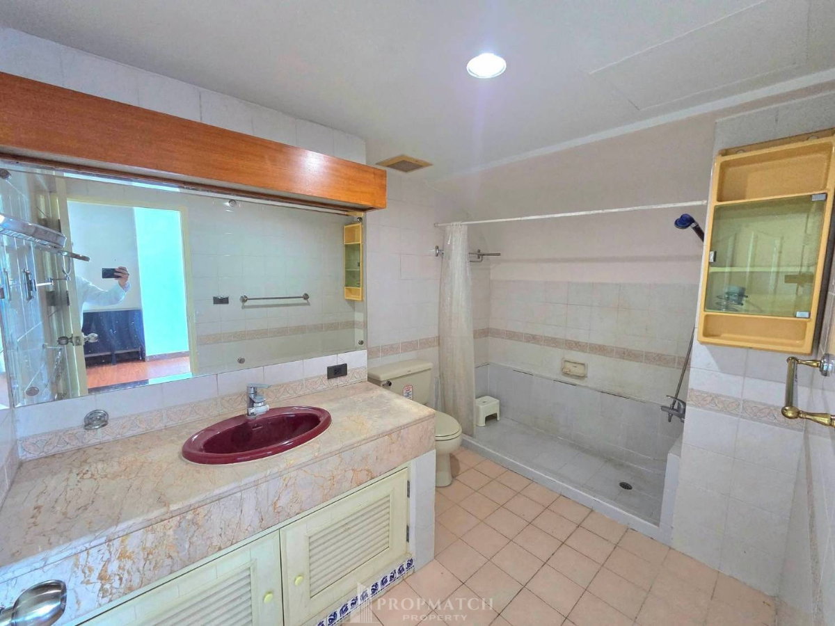 รูป PM038152 ✨Flash Deal ✨ The Executive Regent (1Bed 1Bath 60 SQM.) พร้อมอยู่ ! เพียง 18,000 บาทต่อเดือน Tel.0981315848 @propmatch - รูปที่ 9/14