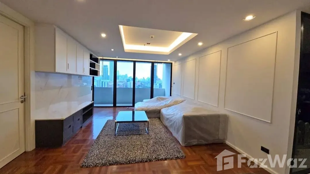 picture 1 bedroom at The Royal Navin Tower 6446813 - 1/34