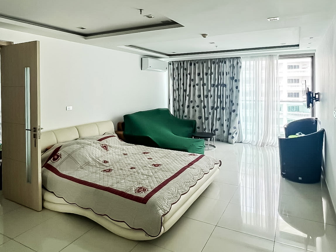 รูป Wong Amat Tower Connected Studio Condo for Sale Sea View - รูปที่ 3/7