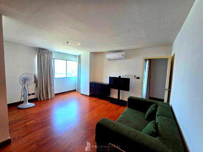 คอนโดให้เช่า : PM038152 ✨Flash Deal ✨ The Executive Regent (1Bed 1Bath 60 SQM.) พร้อมอยู่ ! เพียง 18,000 บาทต่อเดือน Tel.0981315848 @propmatch