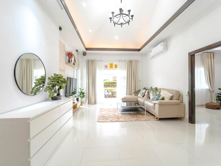 picture Private Pool Villa for Rent Huai Yai Fully Furnished - 2/9