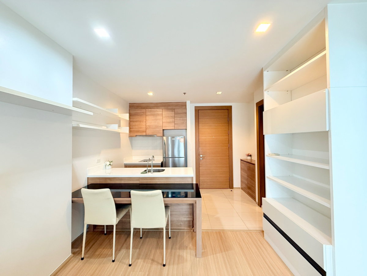 picture For Rent❗️𝐑𝐡𝐲𝐭𝐡𝐦 𝐑𝐚𝐭𝐜𝐡𝐚𝐝𝐚 - 𝐇𝐮𝐚𝐢𝐤𝐡𝐰𝐚𝐧𝐠  1 Bedroom 46 Sq.m. Near MRT-Huaikhwang  - 13/16