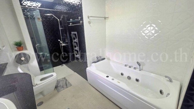 รูป บ้านเดี่ยว โกลเด้นล้านนา รามคำแหง 92 ต่อเติมตกแต่ง พร้อมอยู่ - รูปที่ 17/19