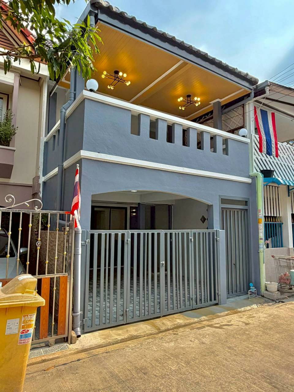 บ้านสวย พร้อมอยู่  ใกล้วัดสวนแก้ว  #หมู่บ้านเจ้าพระยา 5  ใกล้ตลาดเจ้าพระยา  ใกล้โรงเรียนเตรียมอุดมนนทบุรี