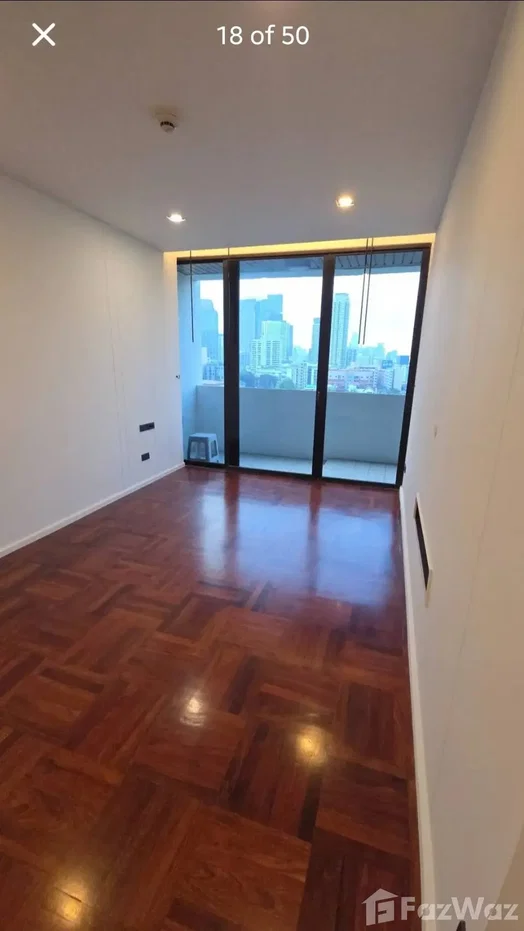 picture 1 bedroom at The Royal Navin Tower 6446813 - 11/34