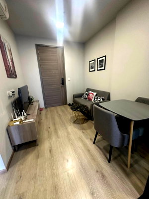 Condos for rent : 🚆🌆 High floor, beautiful view, Taopoon location. This room has it all! 🌆🚆 🔥 For Rent: THE PRIVACY TAOPOON