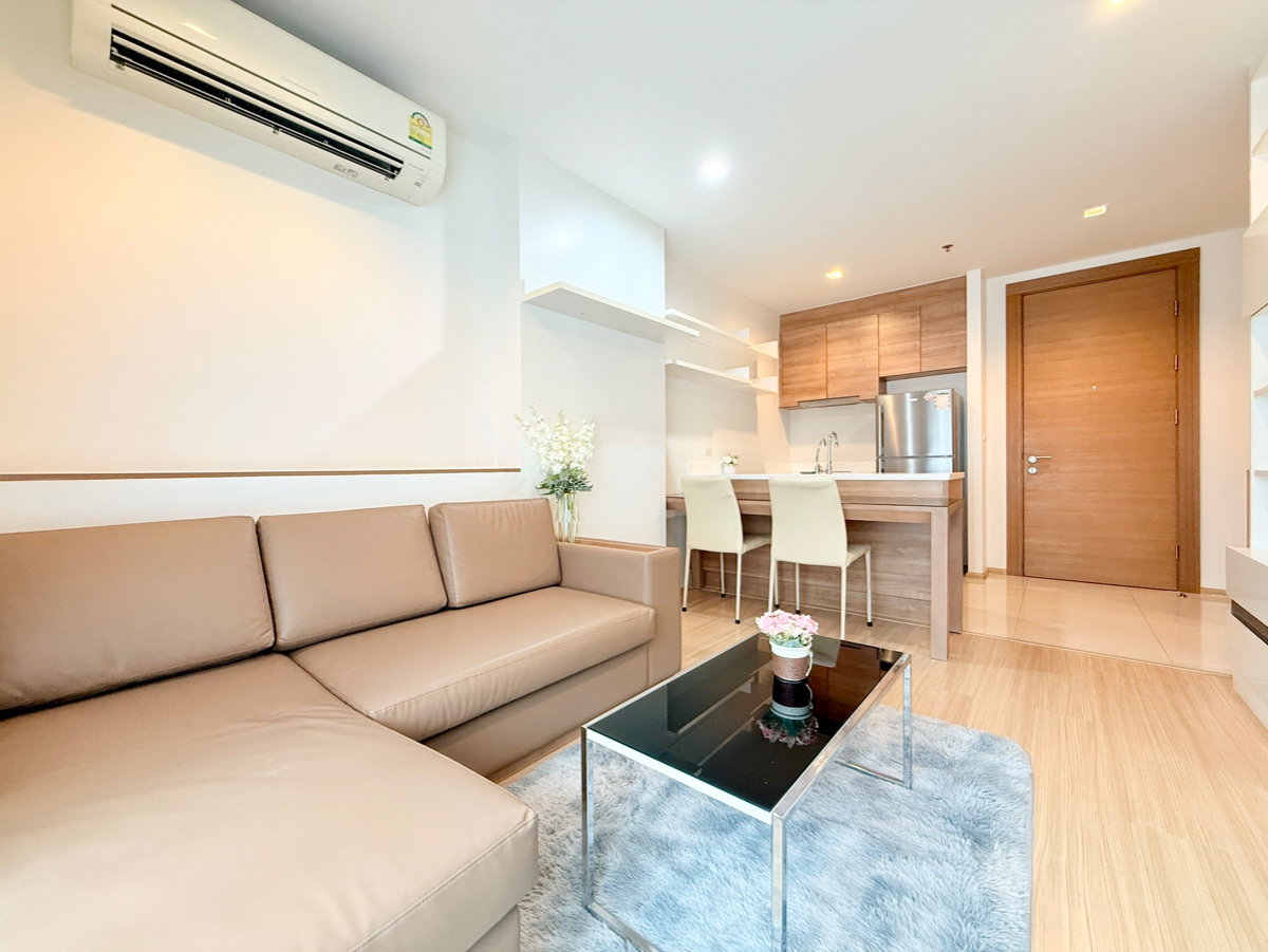 picture For Rent❗️𝐑𝐡𝐲𝐭𝐡𝐦 𝐑𝐚𝐭𝐜𝐡𝐚𝐝𝐚 - 𝐇𝐮𝐚𝐢𝐤𝐡𝐰𝐚𝐧𝐠  1 Bedroom 46 Sq.m. Near MRT-Huaikhwang  - 12/16