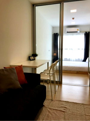 Condos for rent : For Rent: Plum Fresh Condo 🏢 Building A, 7th Floor Size: 26.77 sq.m. 🌴🏊 Outdoor view overlooking the pool