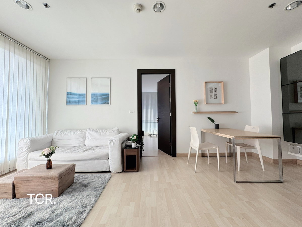 picture Ready to move in “𝐑𝐡𝐲𝐭𝐡𝐦 𝐑𝐚𝐭𝐜𝐡𝐚𝐝𝐚“ 2 Bedrooms Size 73.5 Sq.m. Near MRT-Ratchadapisek - 10/22