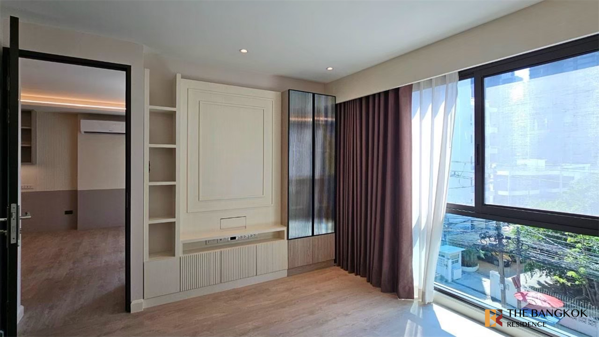 picture The Address Sukhumvit 61 near BTS Ekkamai Fully Equipped Facilities - 3/10