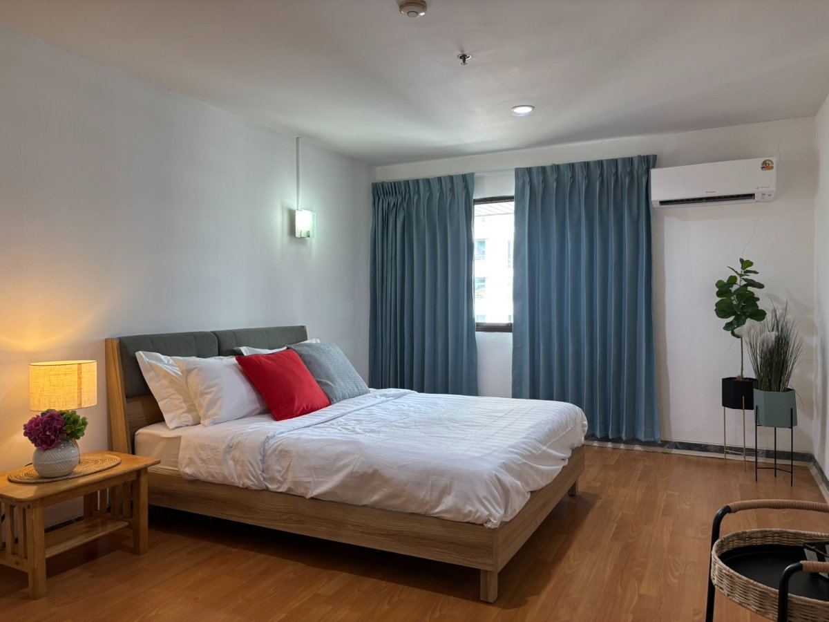 picture two bedrooms unit fully furnished for rent from Aug 2026 - 36/48