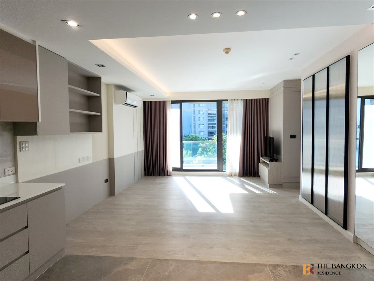 picture The Address Sukhumvit 61 near BTS Ekkamai Fully Equipped Facilities - 5/10