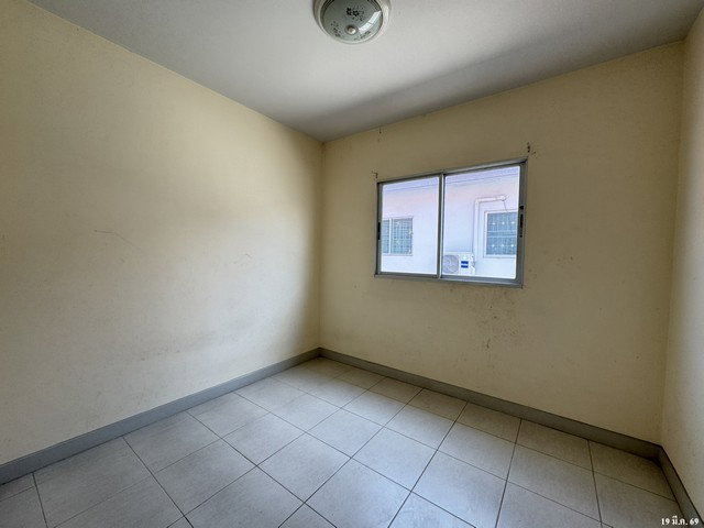 picture FOR SALE TOWNHOUSE PROPERTY 1675000 BAHT. - 5/8