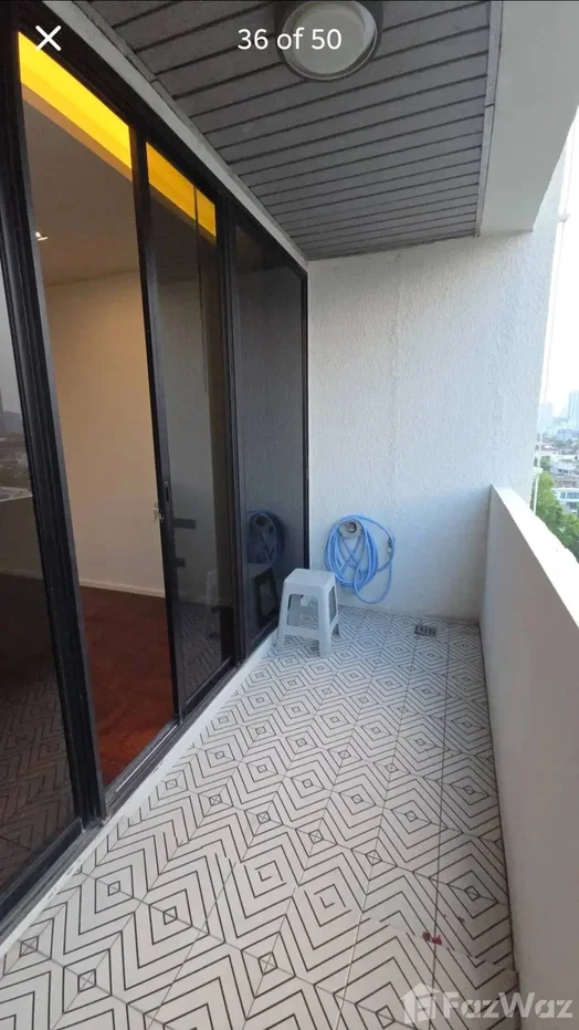picture 1 bedroom at The Royal Navin Tower 6446813 - 24/34
