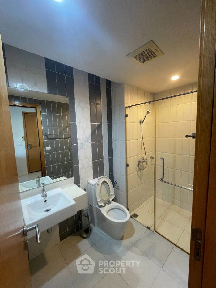 picture 1-BR Condo at Circle Condominium near MRT Phetchaburi (ID 1909997) - 3/7