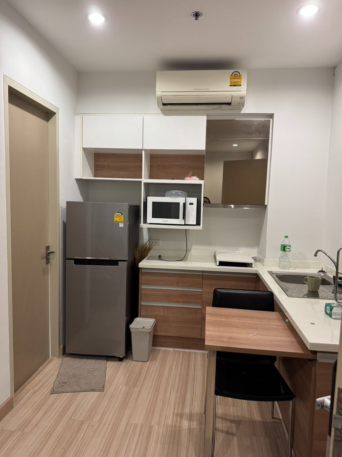 รูป ใกล้รถไฟฟ้า และรถประจำทาง ใกล้ห้าง โฮเทล รัตนา - รูปที่ 7/11