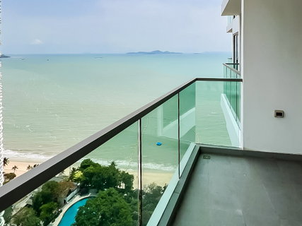 Wong Amat Tower Connected Studio Condo for Sale Sea View