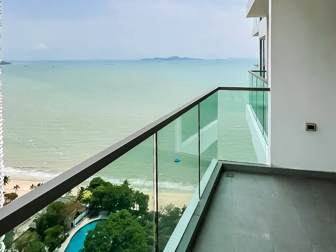รูป Wong Amat Tower Connected Studio Condo for Sale Sea View - รูปที่ 1/7