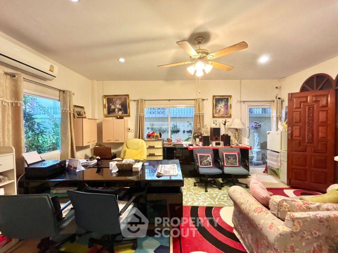picture 5-BR House near MRT Ratchadaphisek (ID 2976673) - 8/14