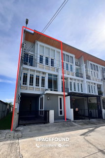 3-Story Corner Townhome Golden City Sathorn | 4 Bed 4 Bath, Fully Built-in, 6 ACs, Near BTS Wutthakat
