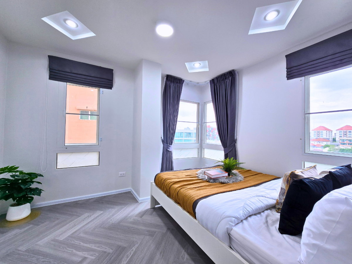 picture Here it is 🐹🐱...Pet-friendly condo...Prime location in the heart of Ratchada 18 - 16/21