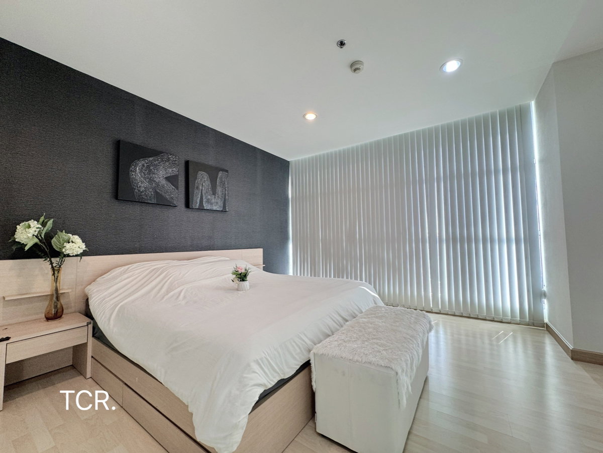 picture Ready to move in “𝐑𝐡𝐲𝐭𝐡𝐦 𝐑𝐚𝐭𝐜𝐡𝐚𝐝𝐚“ 2 Bedrooms Size 73.5 Sq.m. Near MRT-Ratchadapisek - 2/22